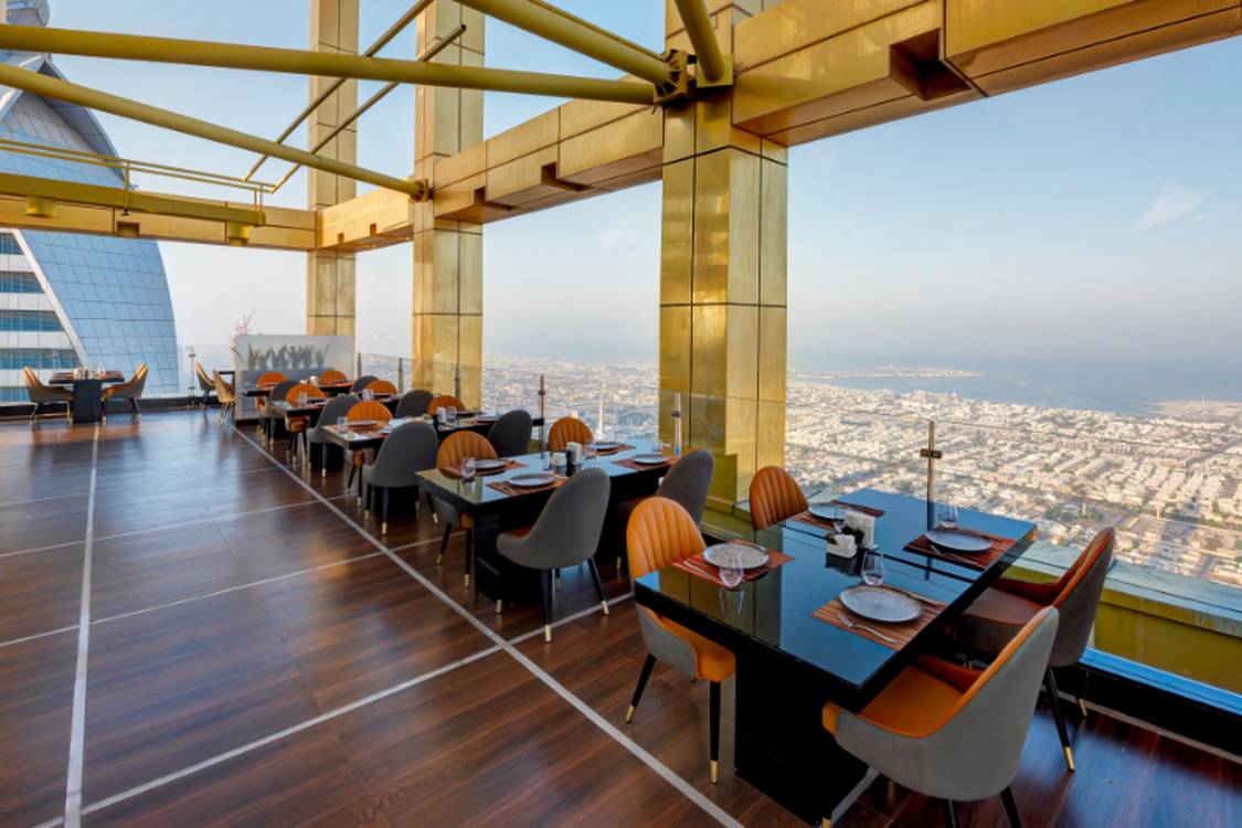 highest-view-lounge-restaurant-gevora-hotel-in-dubai-official-website
