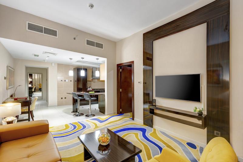 None  Gevora Hotel Dubai