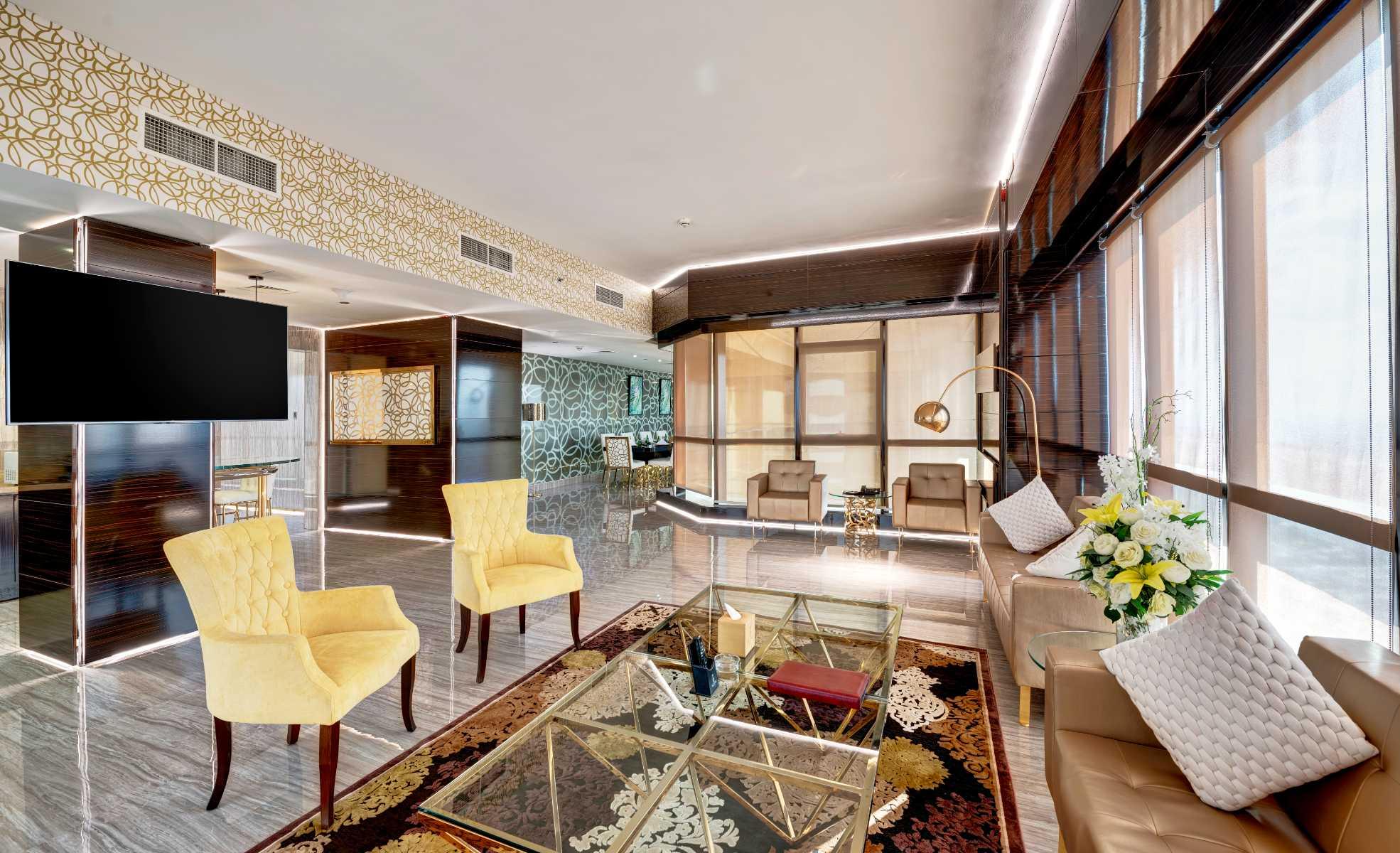 5 Bedroom Penthouse Suite - 360 Panoramic Sea and Burj Views - Top Floor (72nd)  Gevora Hotel Dubai